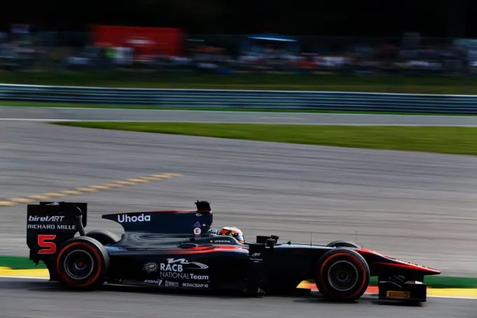 svandoorne