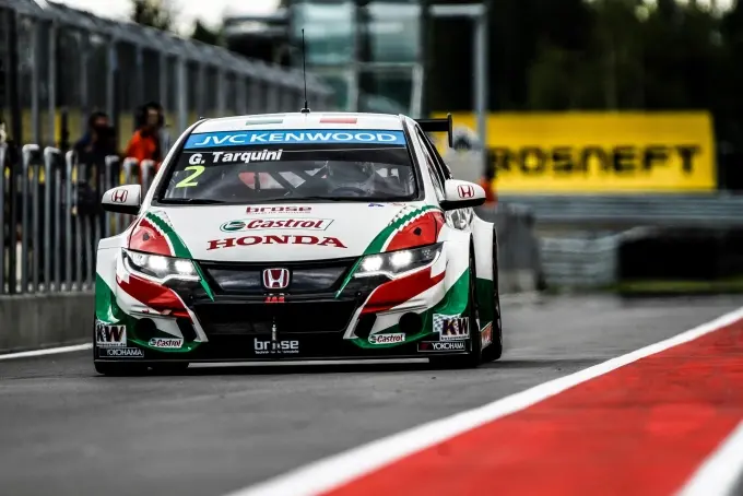 tarquini vt1 moscow raceway