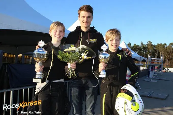 teambaas stan pex met tim en nick gerhards rx680 img1155