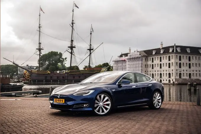 tesla model s