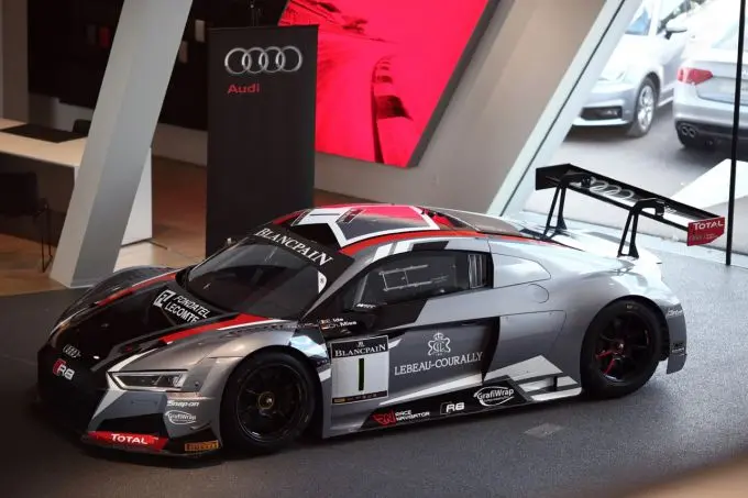 thumbnail 17 02 audi r8 lms bac wrt