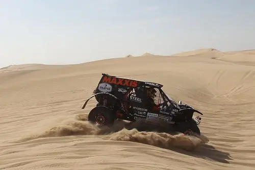 tim coronel actie dakar rally buggy