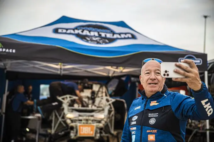 tim coronel dakar rally 2023 restday 1