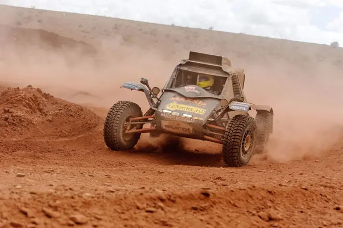 tim coronel maxxis buggy rx 680