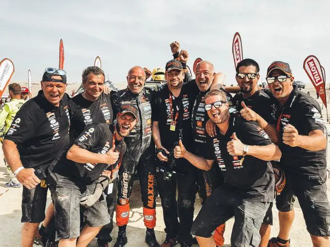 tim en tom coronel crew finish dakar