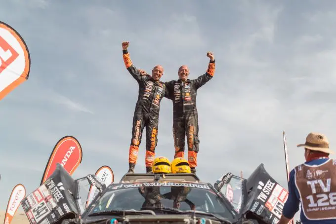 tim en tom coronel finish