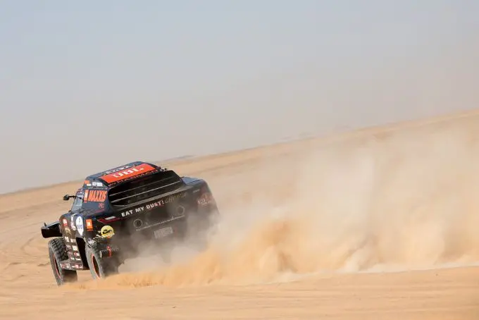 tim en tom coronel niet ongeschonden door ouderwetse dakar proef