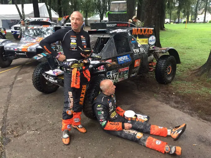 tim en tom coronel rx 680