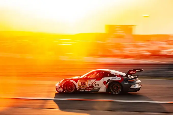tom coroenl sunset 24h nurburgring nordschleife 2025