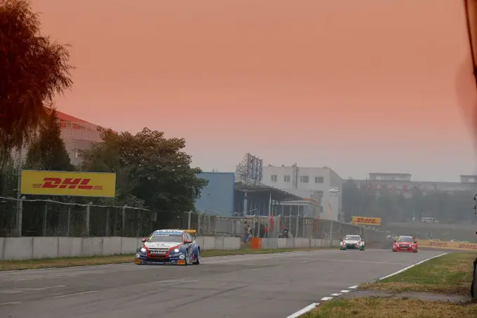 tom coronel goldenport park circuit 2014 2