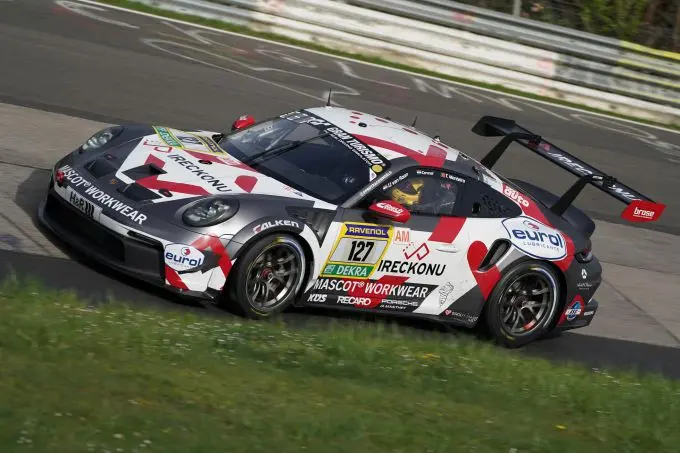 tom coronel porsche 911 gt3 nurburgring 3