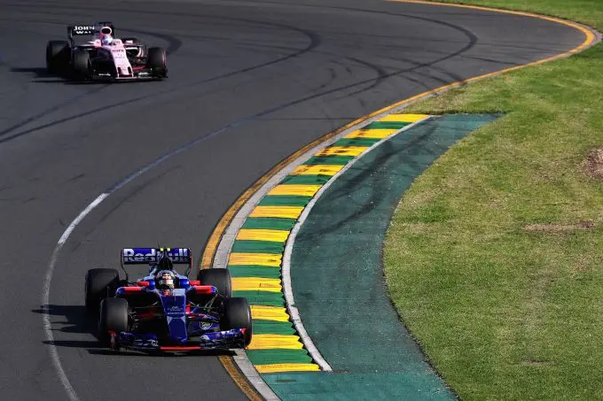 toro rosso sainz australia