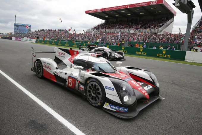 toyota gazoo racing rx finishlijn