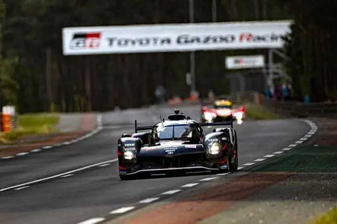 toyota le mans testdag zondag