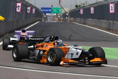 van buuren race 2