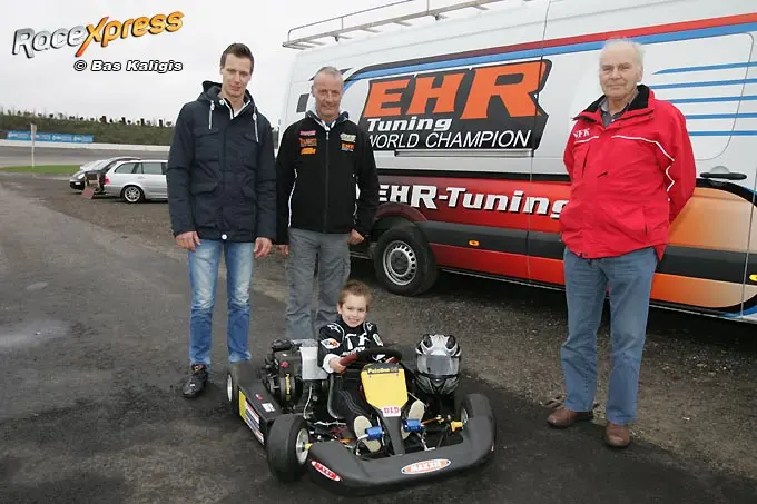 van der hoek vier generaties karting nr3z9277