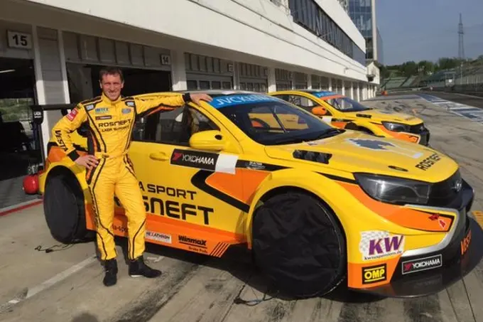 van lagen lada wtcc