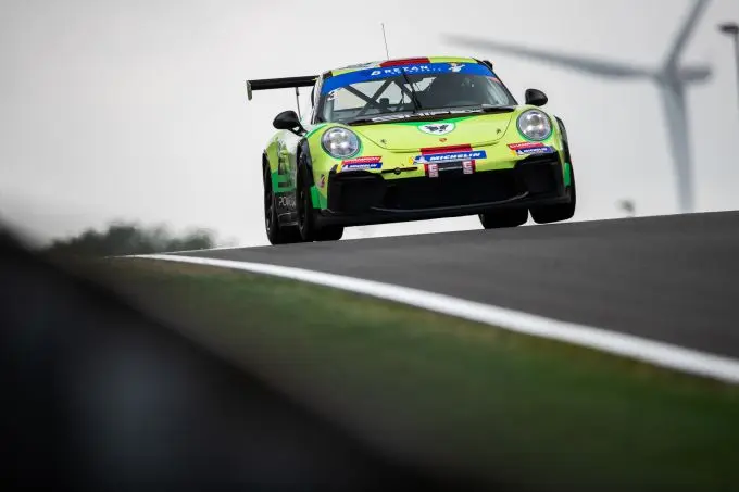 vb ardennen juli 2019 gele porsche 87c98c02 7cac 4a92 bbc7 f23a92840391