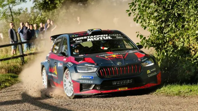 verstappen en jamoul in actie 1