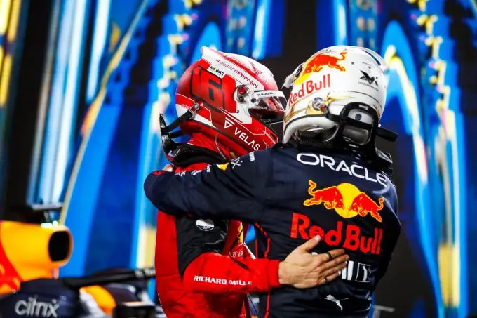 verstappen en leclerc
