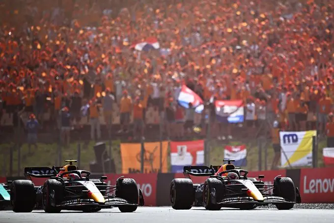 verstappen en perez 1