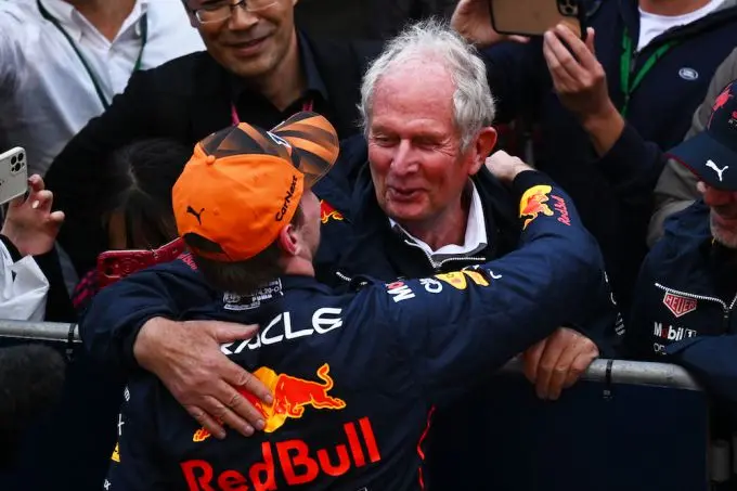 verstappen met helmut marko 1