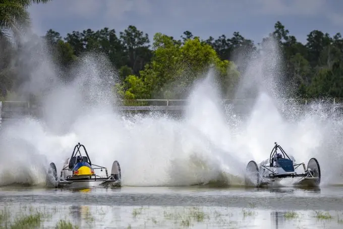 verstappen tsunoda swamp
