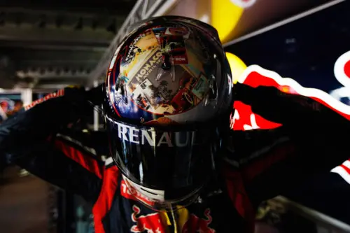 vettel helmet