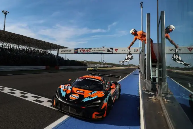 winnaar mclaren garage 59