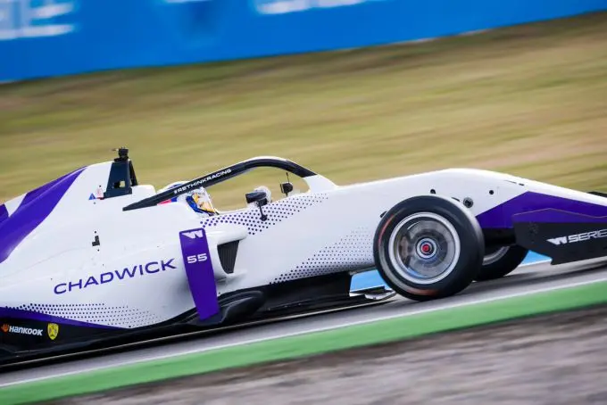 wseries chadwick winner hock 04052019 d5uwfiswaaa6ctm