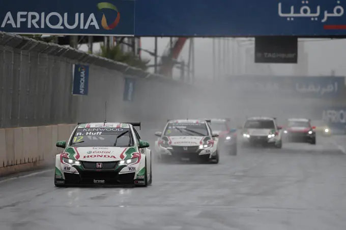 wtcc main race action rx