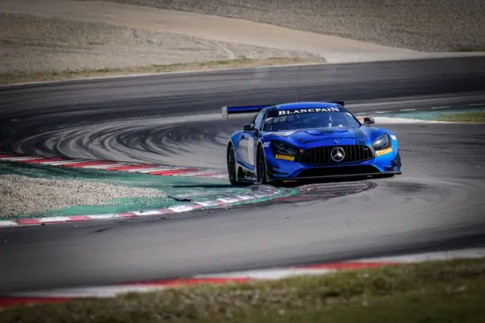 yelmer buurman mercedes amg gt3 balck falcon