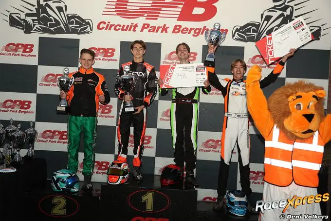 yort van wijk links podium nk bf0a0829