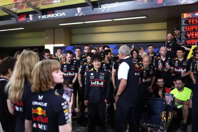 yuki tsunoda red bull