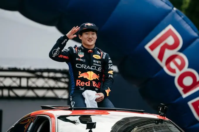yuki tsunoda red bull overall si202412120277