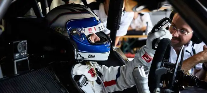 zanardi bmw m4 dtm portret cq5damresizedimg1680largetime1533629021543