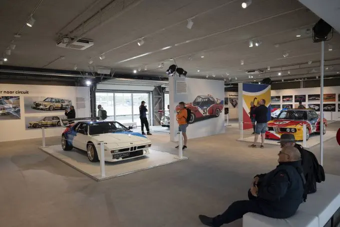 zandvoort art car 1 bron bmw nederland 448924997 861342859362587 6522516345575650104 n