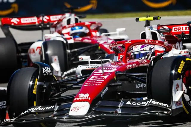 zhou voor bottas