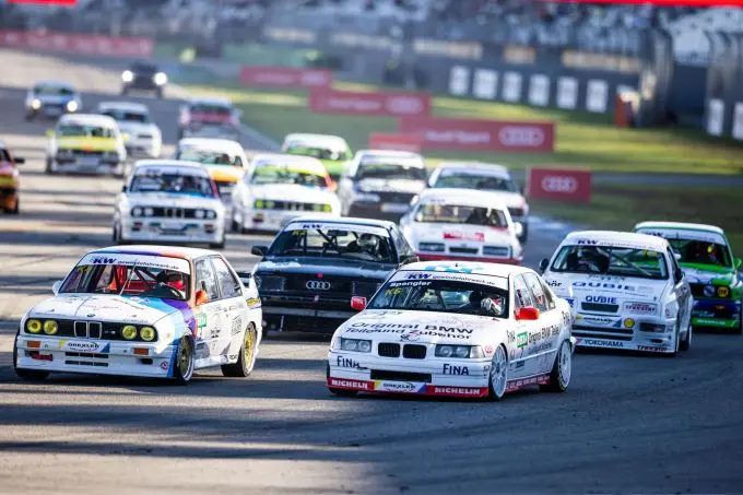 zondag dtm classic startveld medium dtm822 100916310610850ls ls
