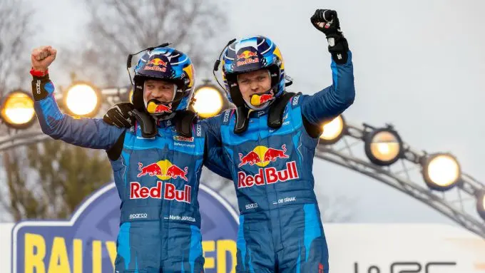 zondag winnaars tanak celebration 26356 f 1400x788