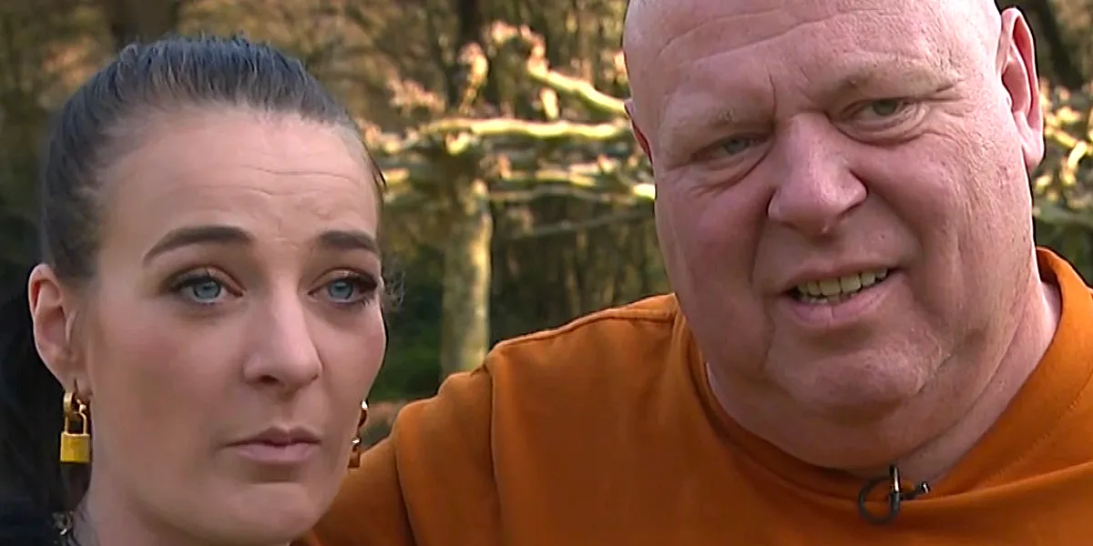 de nieuwe vriendin van peter gillis lijkt sprekend op nicol kremers