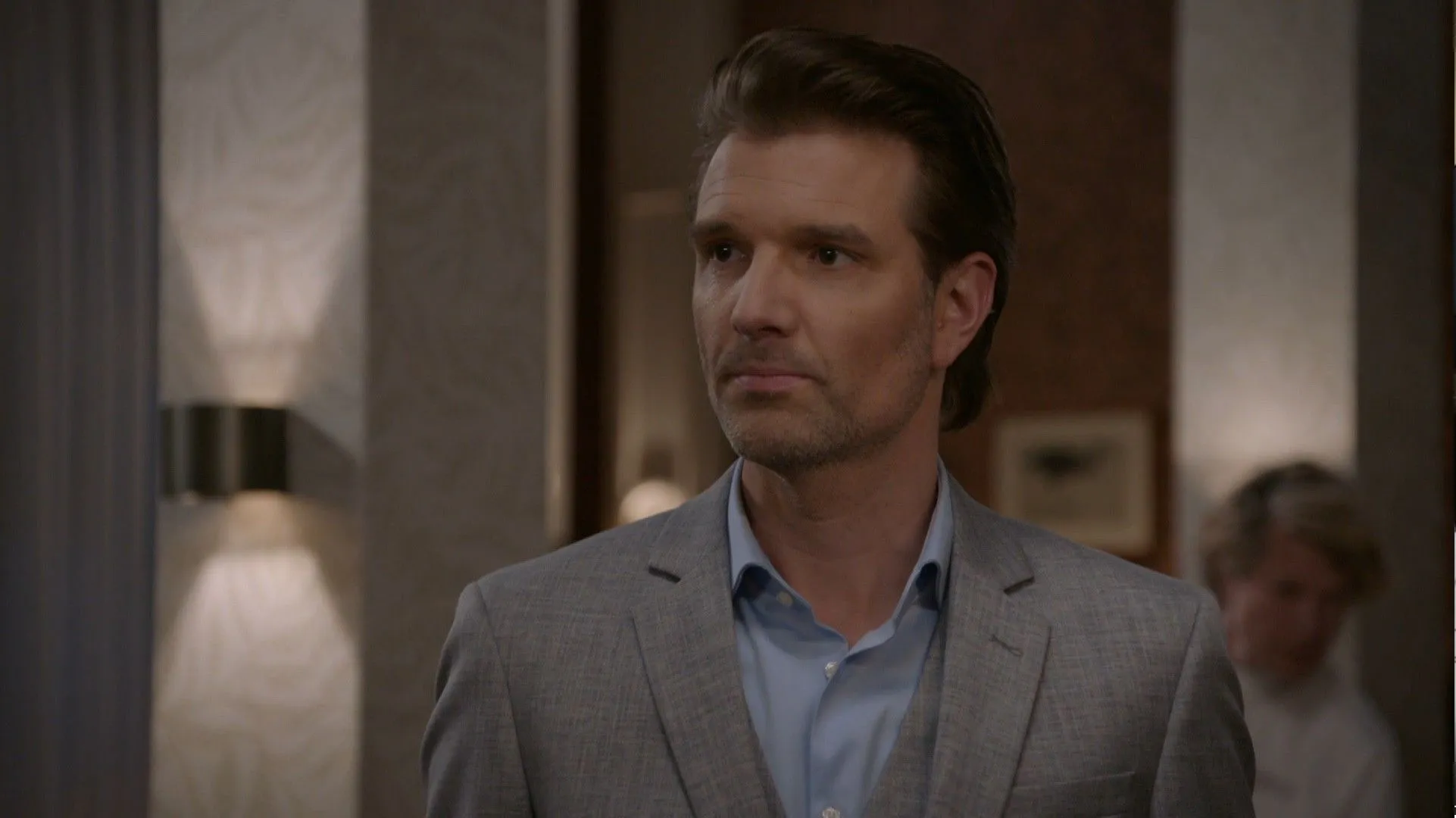gtst stefano stare in distance