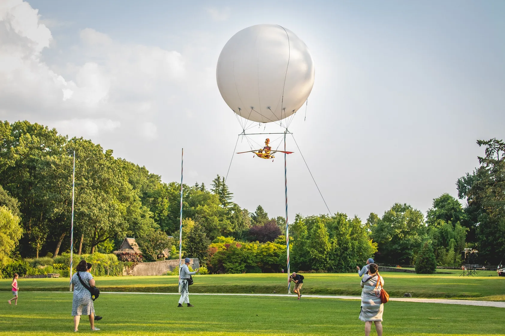 kasteeltuinenarcen evenement cirquedelalune 2