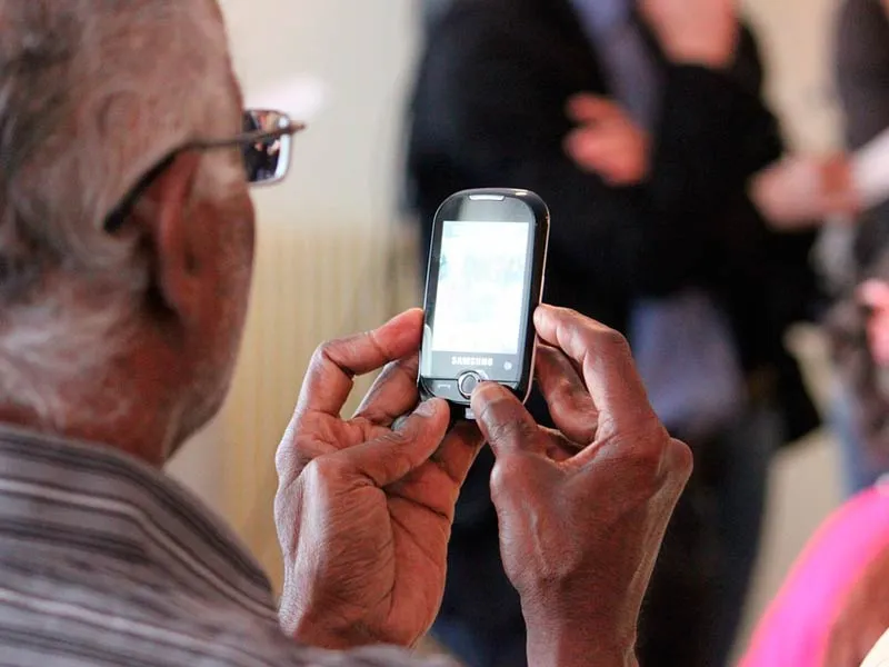 1483374936ancianos tecnologia