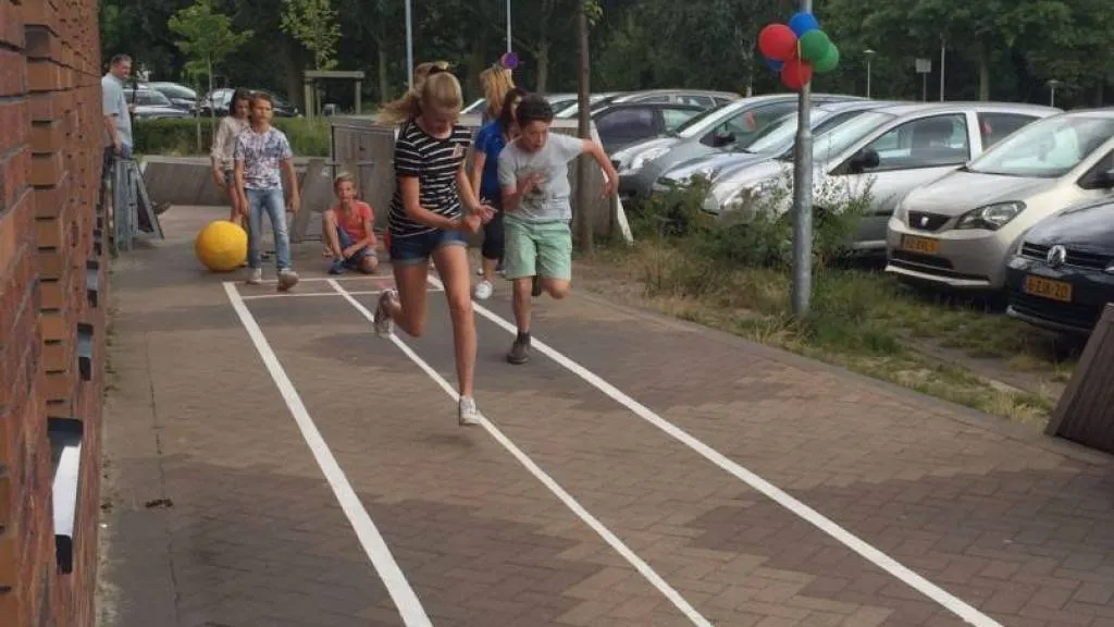 246 bewegingsonderwijs