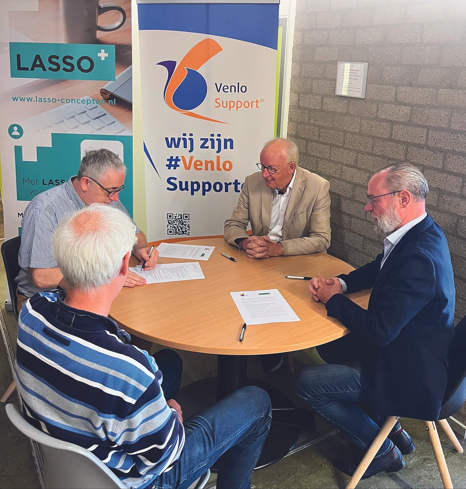3369 foto persbericht samenwerking lasso venlosupport
