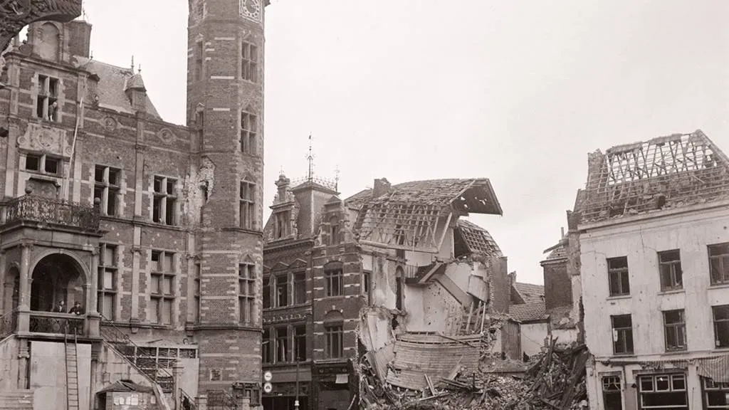 808 markt venlo 1945