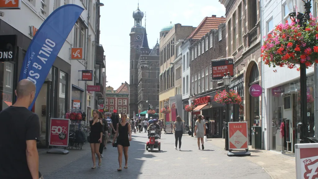 907 binnenstad uitstallingen