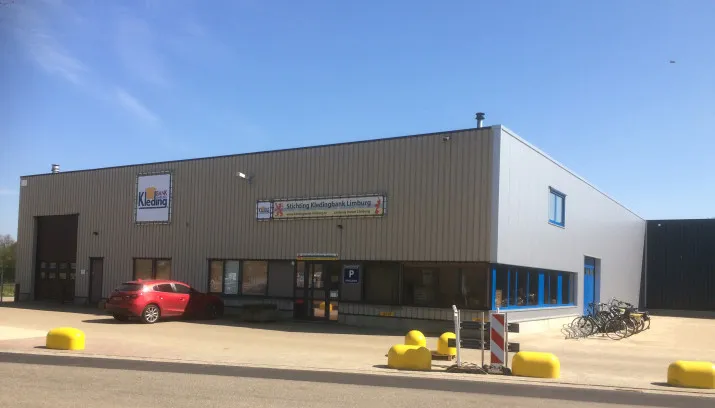 kledingbank12 715x408