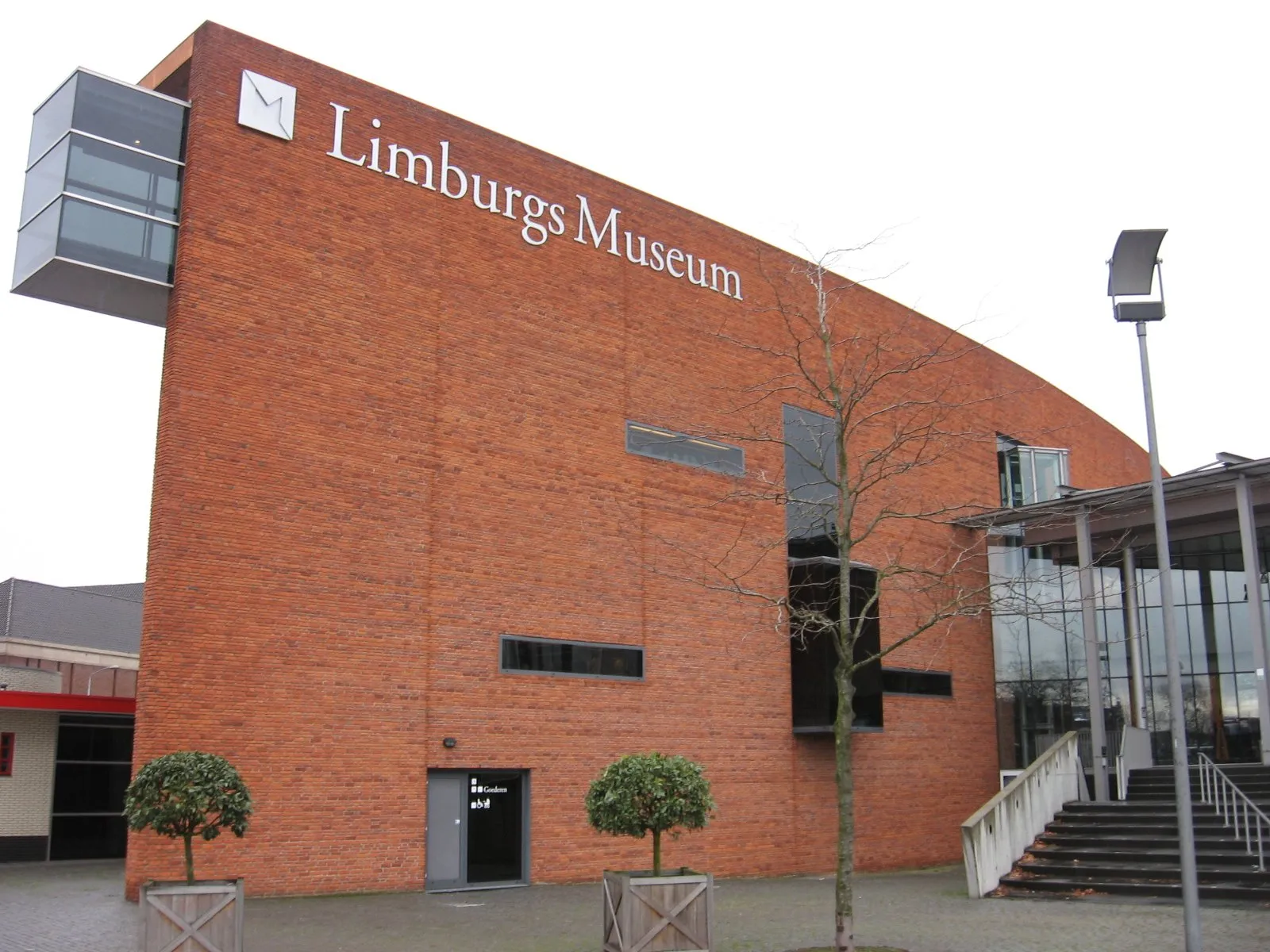 limburgs museum venlo1